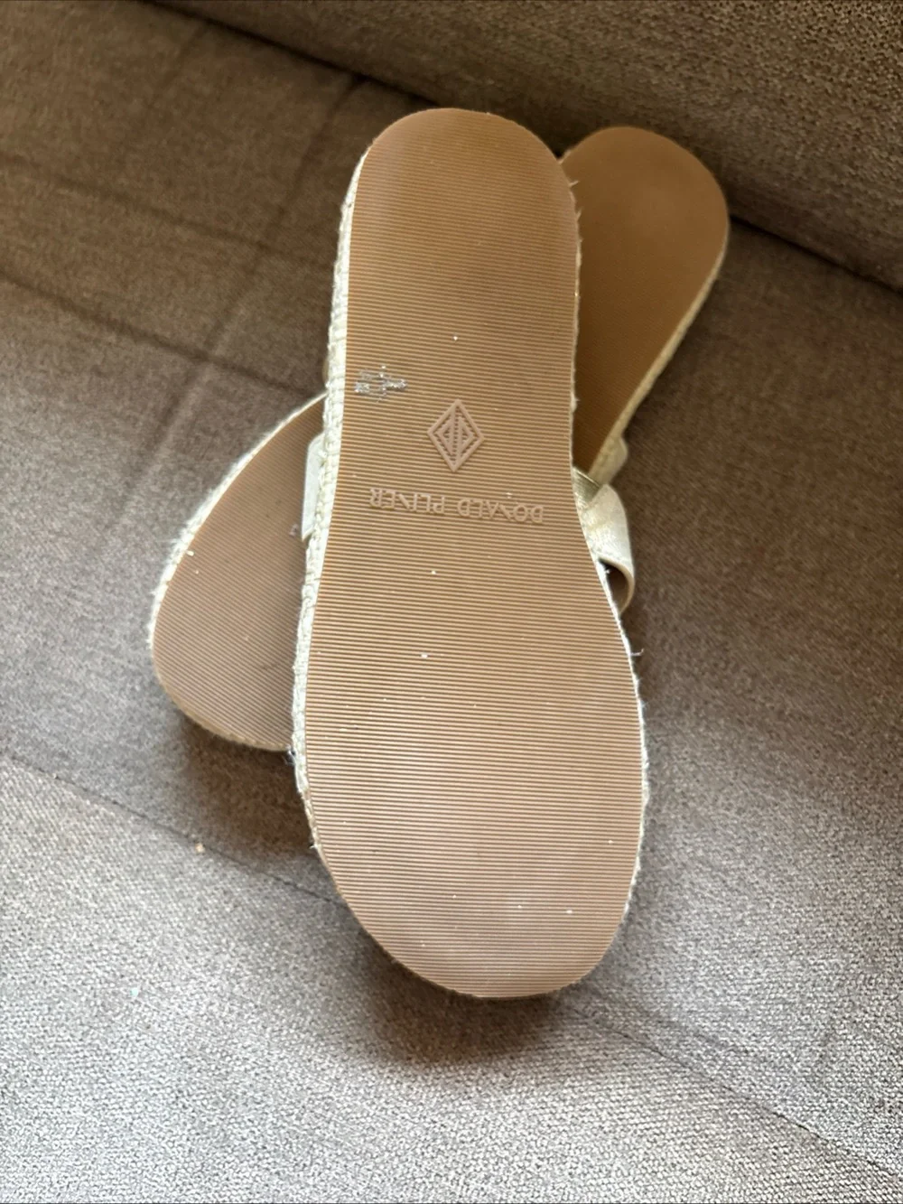 Donald Pliner Addara Shoes Womens Size 8 Gold Leather Slide Sandals Espadrille